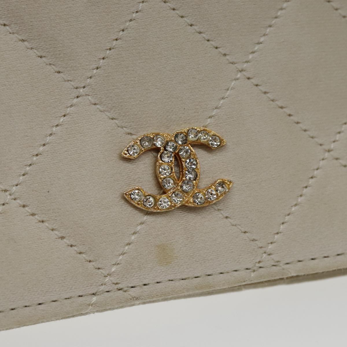 CHANEL Quilted Chain Shoulder Bag Nylon White Gold CC Auth 94470