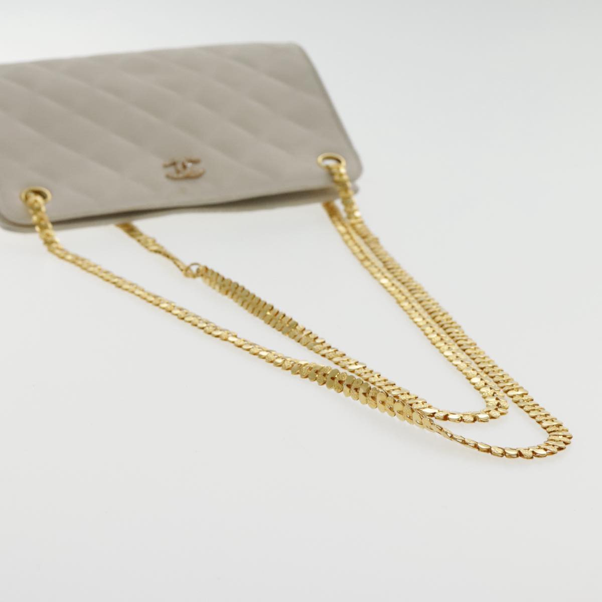 CHANEL Quilted Chain Shoulder Bag Nylon White Gold CC Auth 94470