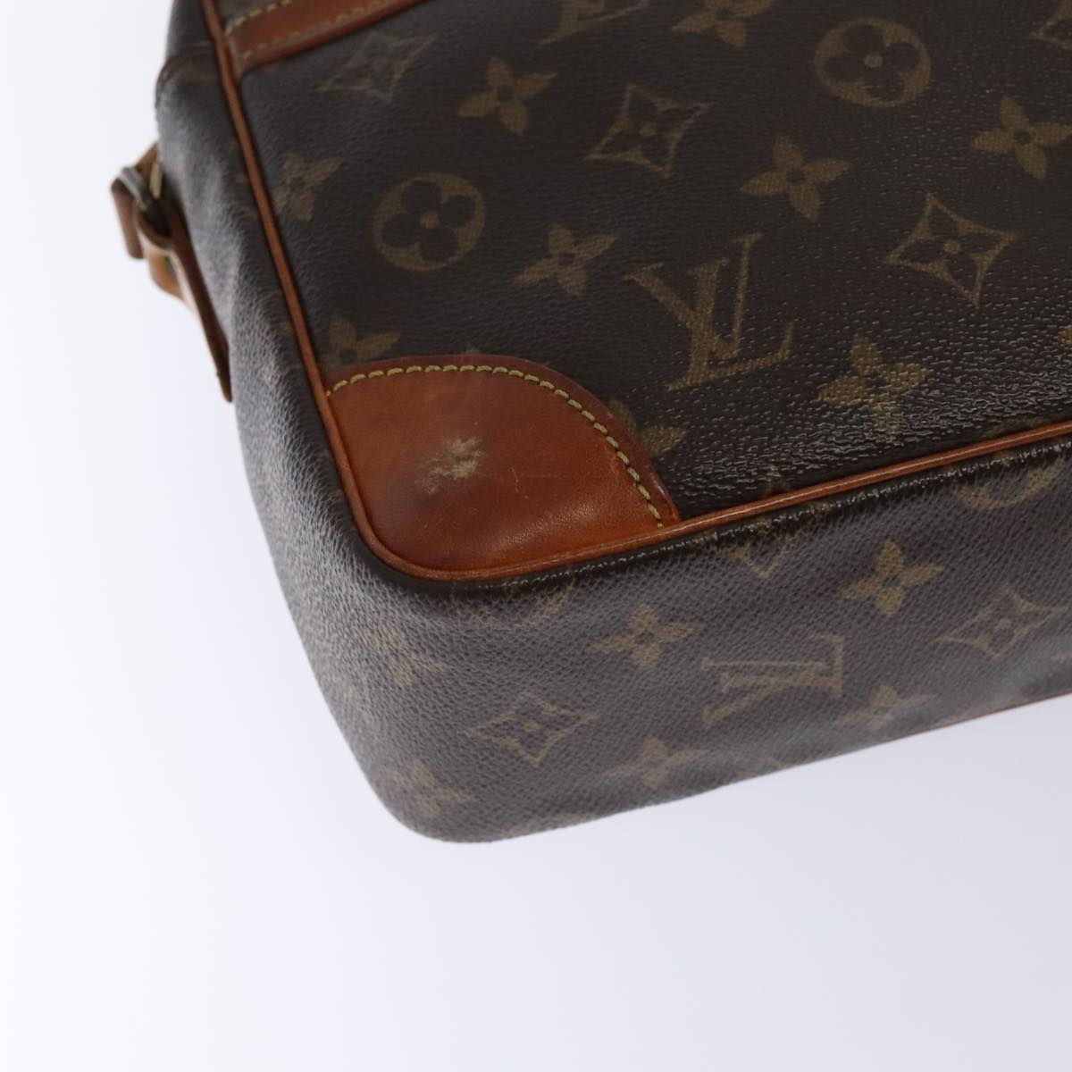 LOUIS VUITTON Monogram Trocadero 30 Shoulder Bag M51272 LV Auth 94548