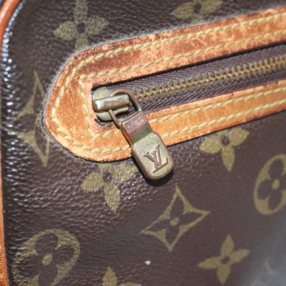 LOUIS VUITTON Monogram Marly Dragonne GM Clutch Bag M51825 LV Auth 94552