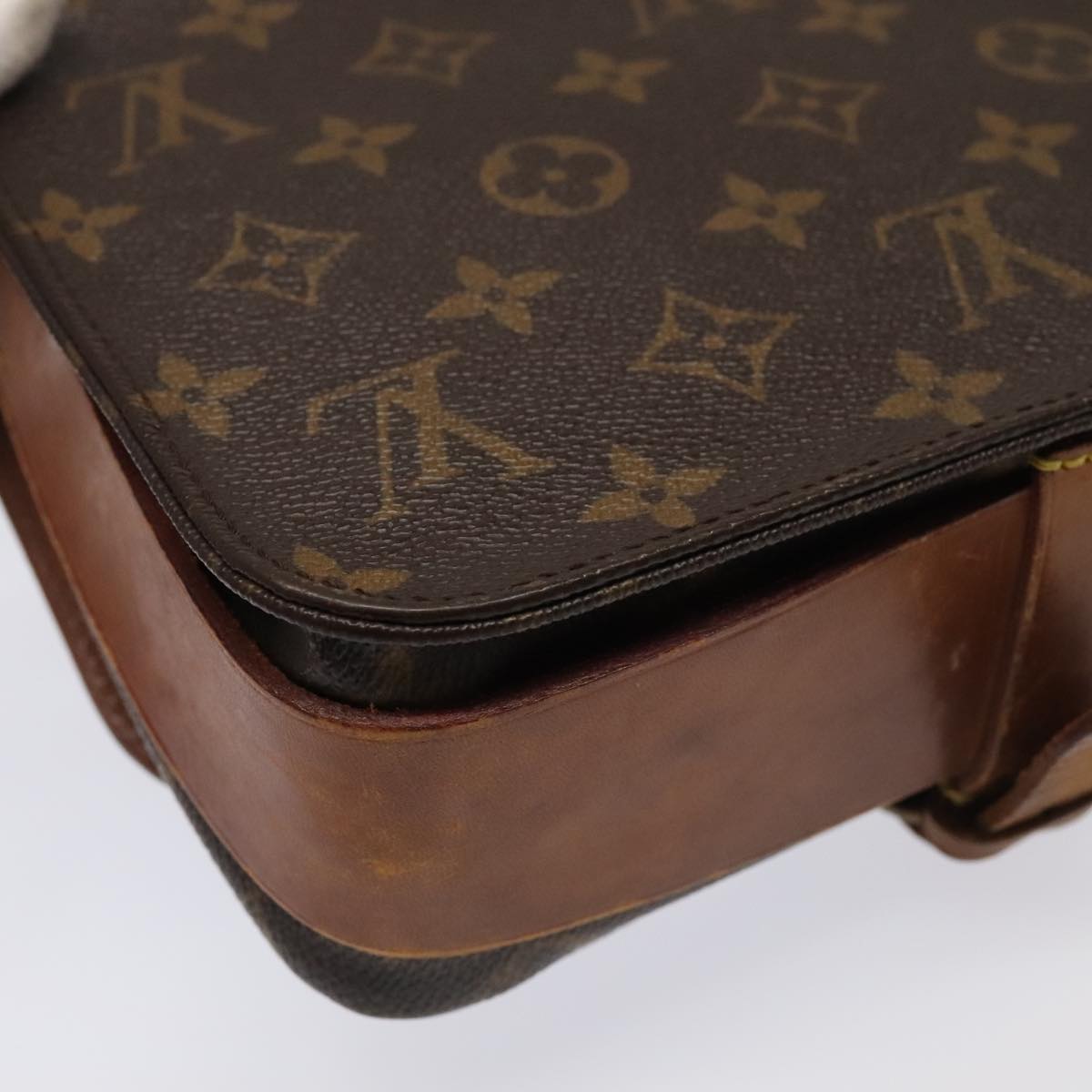 LOUIS VUITTON Monogram Cartouchiere MM Shoulder Bag M51253 LV Auth 94555