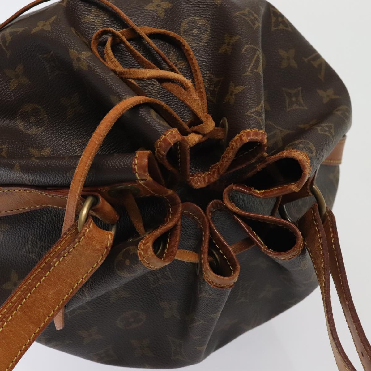 LOUIS VUITTON Monogram Noe Shoulder Bag M42224 LV Auth 94581