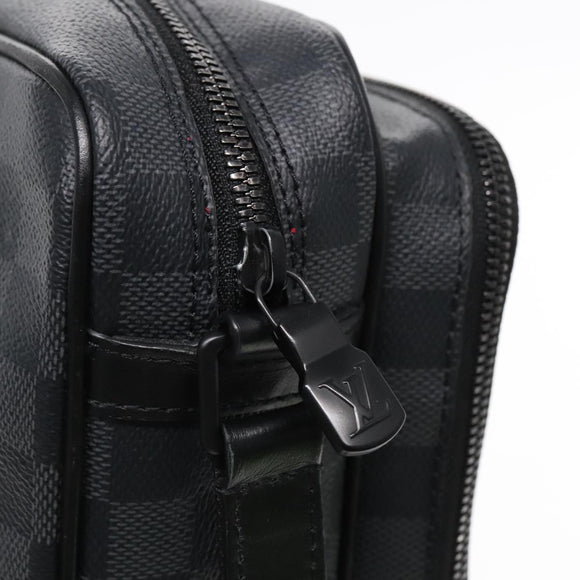 LOUIS VUITTON Damier Grafitte Utility Messenger Shoulder Bag M40280 Auth 94640SM