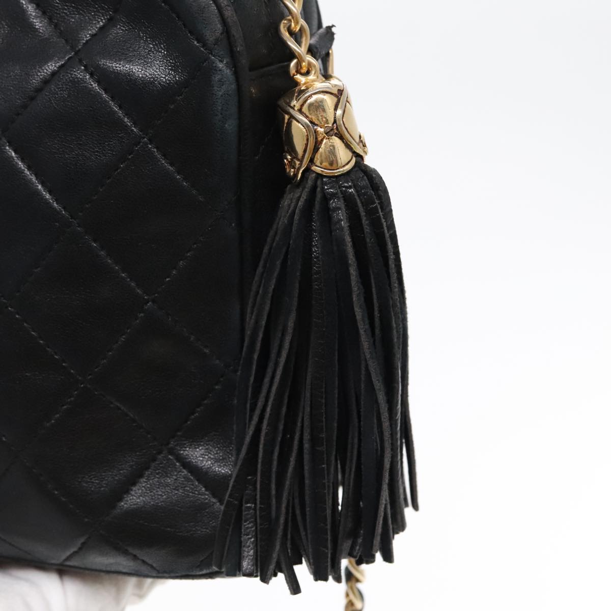 CHANEL Matelasse Fringe Chain Shoulder Bag Lamb Skin Black Gold CC Auth 94677