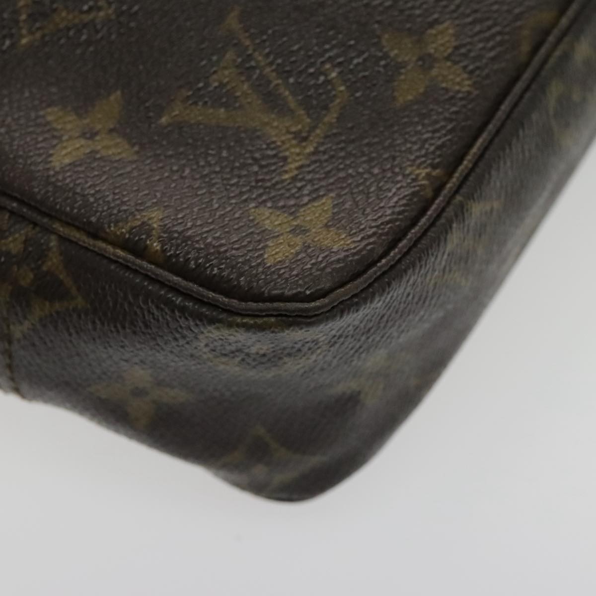 LOUIS VUITTON Monogram Trousse Toilette 23 Clutch Bag M47524 LV Auth 94708