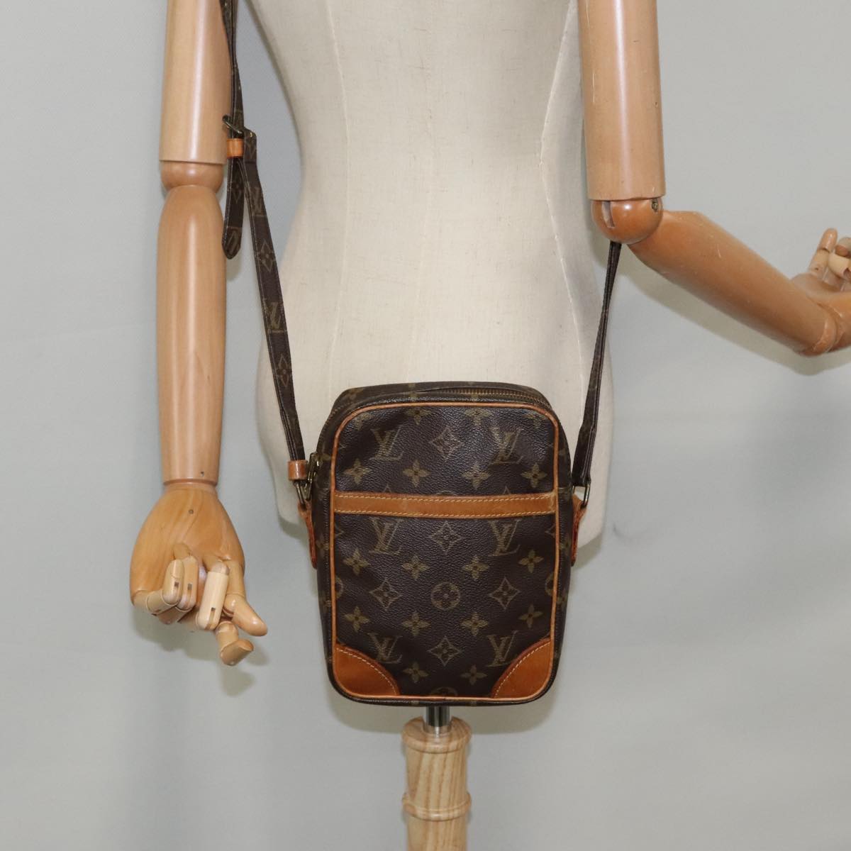 LOUIS VUITTON Monogram Danube Shoulder Bag M45266 LV Auth 94745