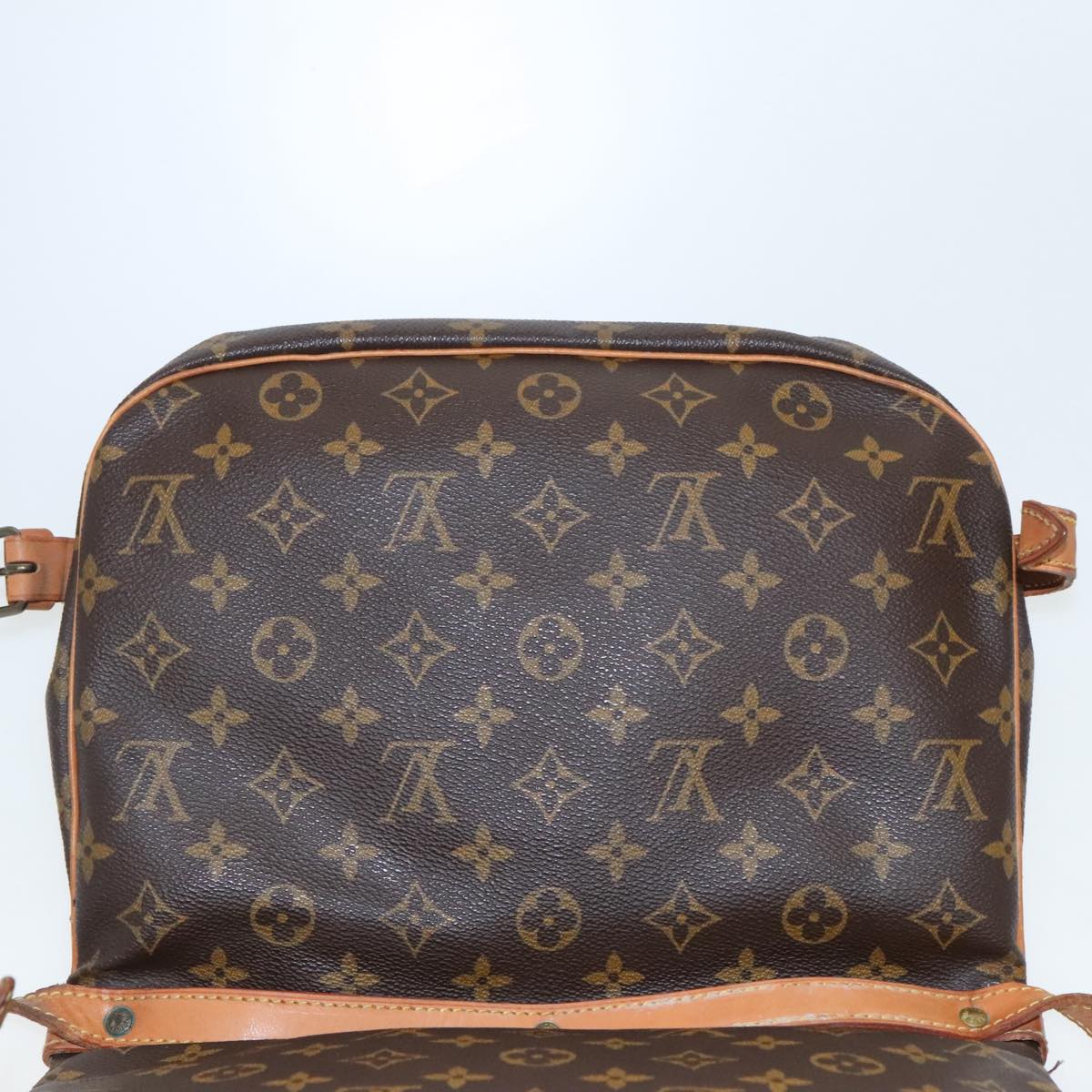 LOUIS VUITTON Monogram Saumur 30 Shoulder Bag M42256 LV Auth 94834