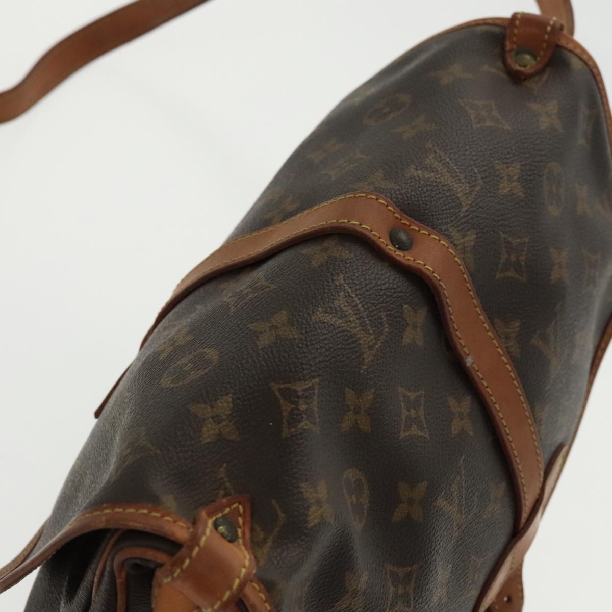 LOUIS VUITTON Monogram Saumur 30 Shoulder Bag M42256 LV Auth 94834