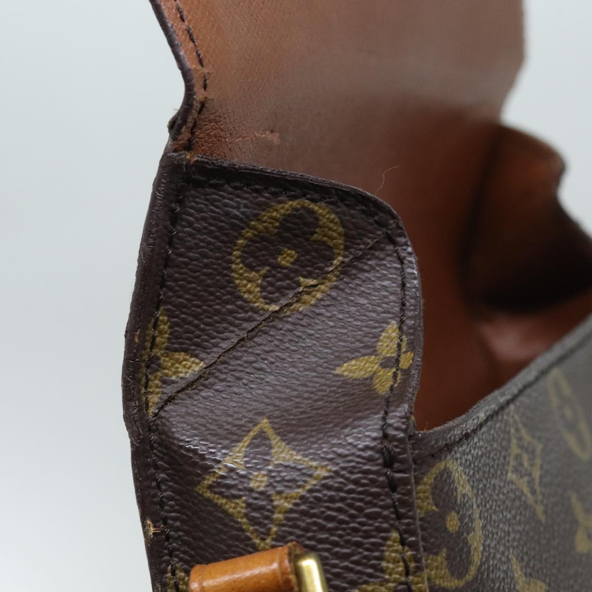 LOUIS VUITTON Monogram Saint Cloud MM Shoulder Bag M51243 LV Auth 94853