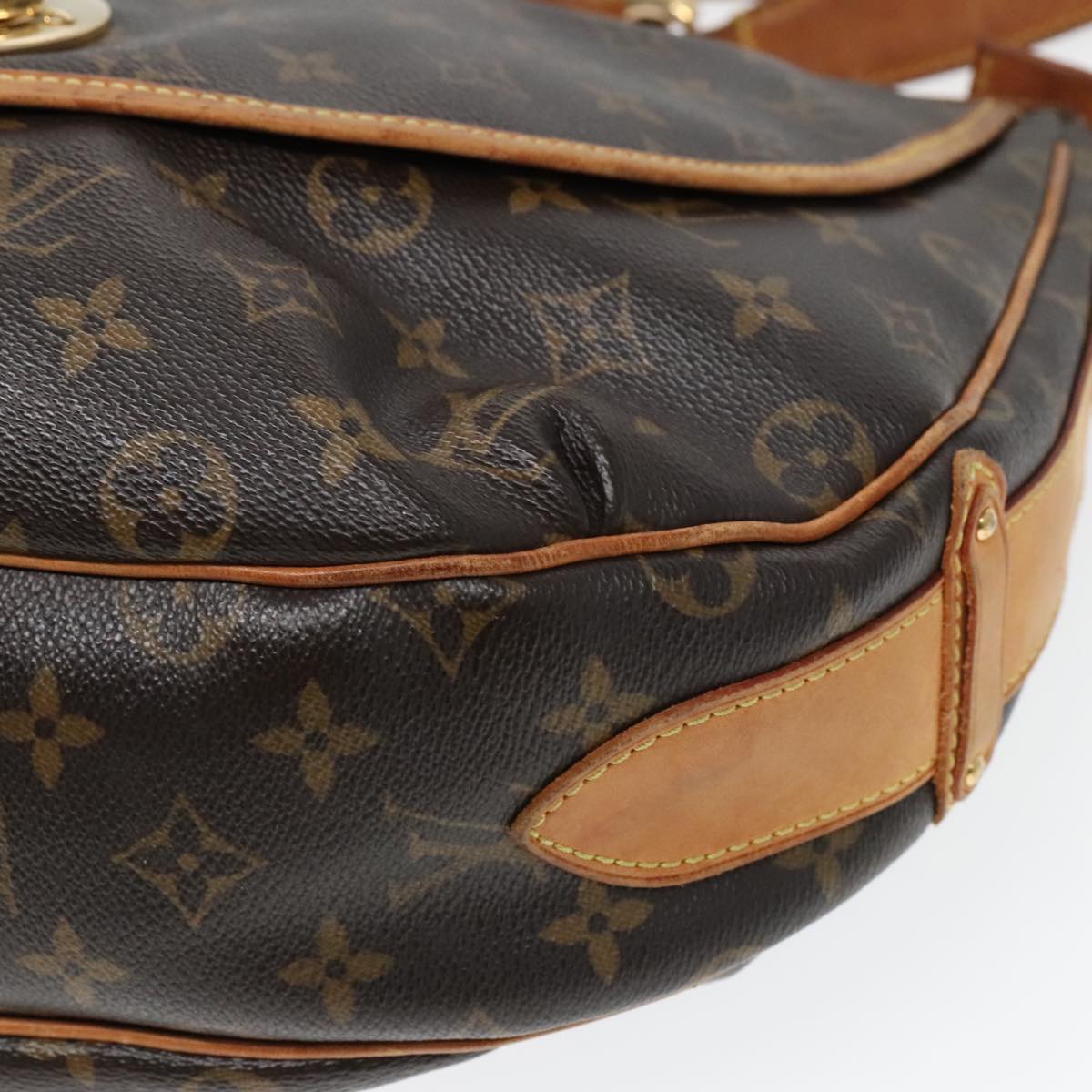 LOUIS VUITTON Monogram Tolum GM Shoulder Bag M40075 LV Auth 94885