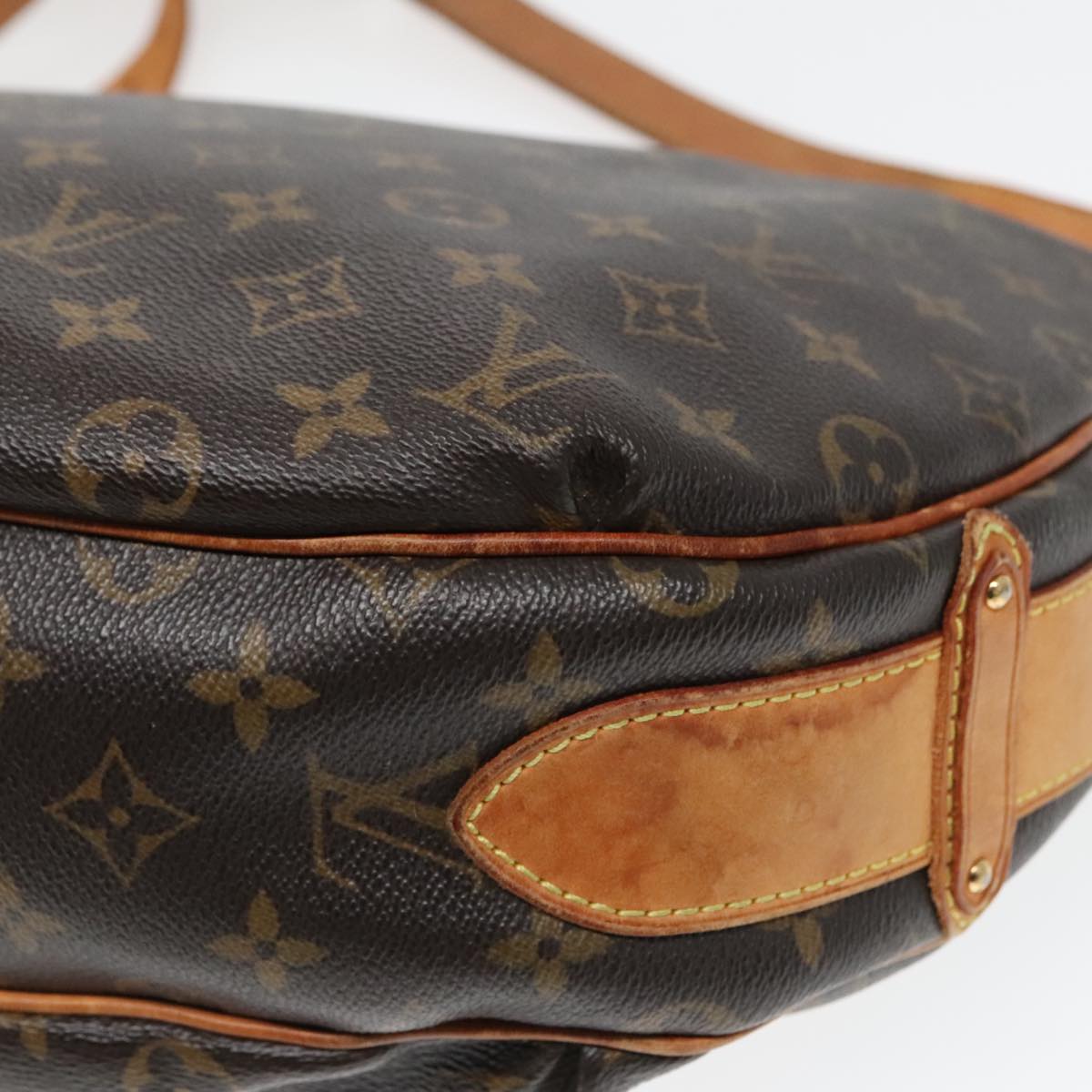 LOUIS VUITTON Monogram Tolum GM Shoulder Bag M40075 LV Auth 94885