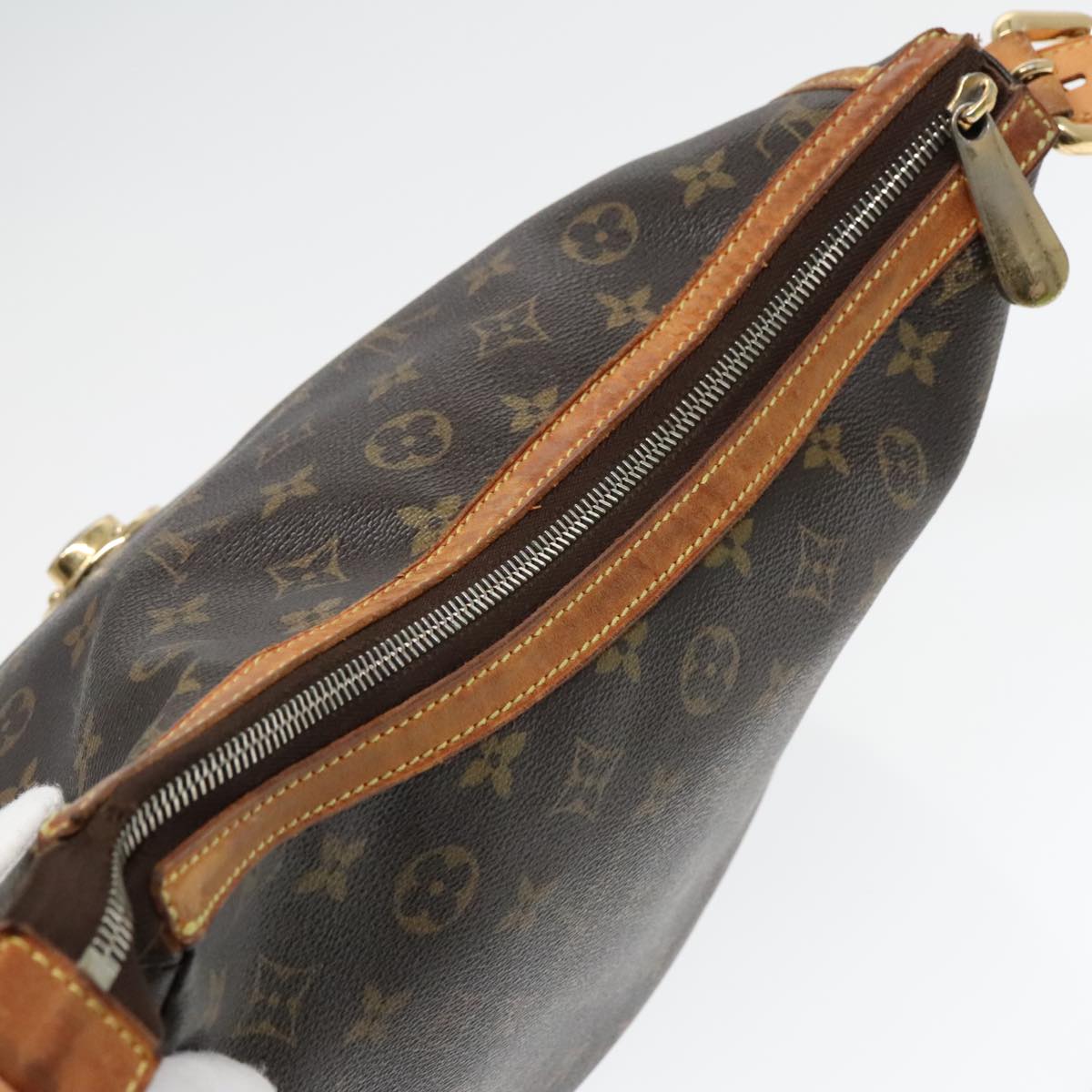 LOUIS VUITTON Monogram Tolum GM Shoulder Bag M40075 LV Auth 94885