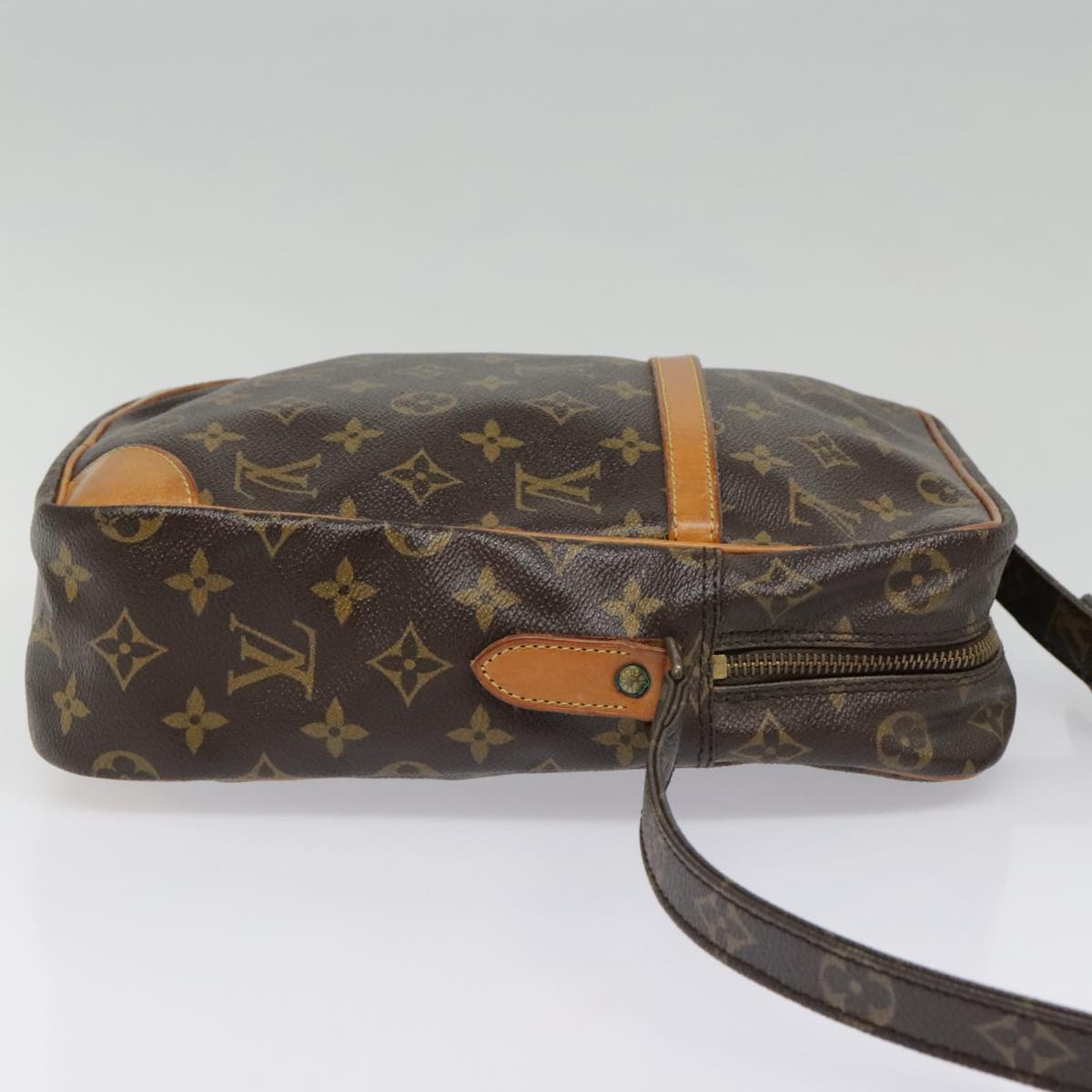 LOUIS VUITTON Monogram Danube MM Shoulder Bag M45264 LV Auth 94912