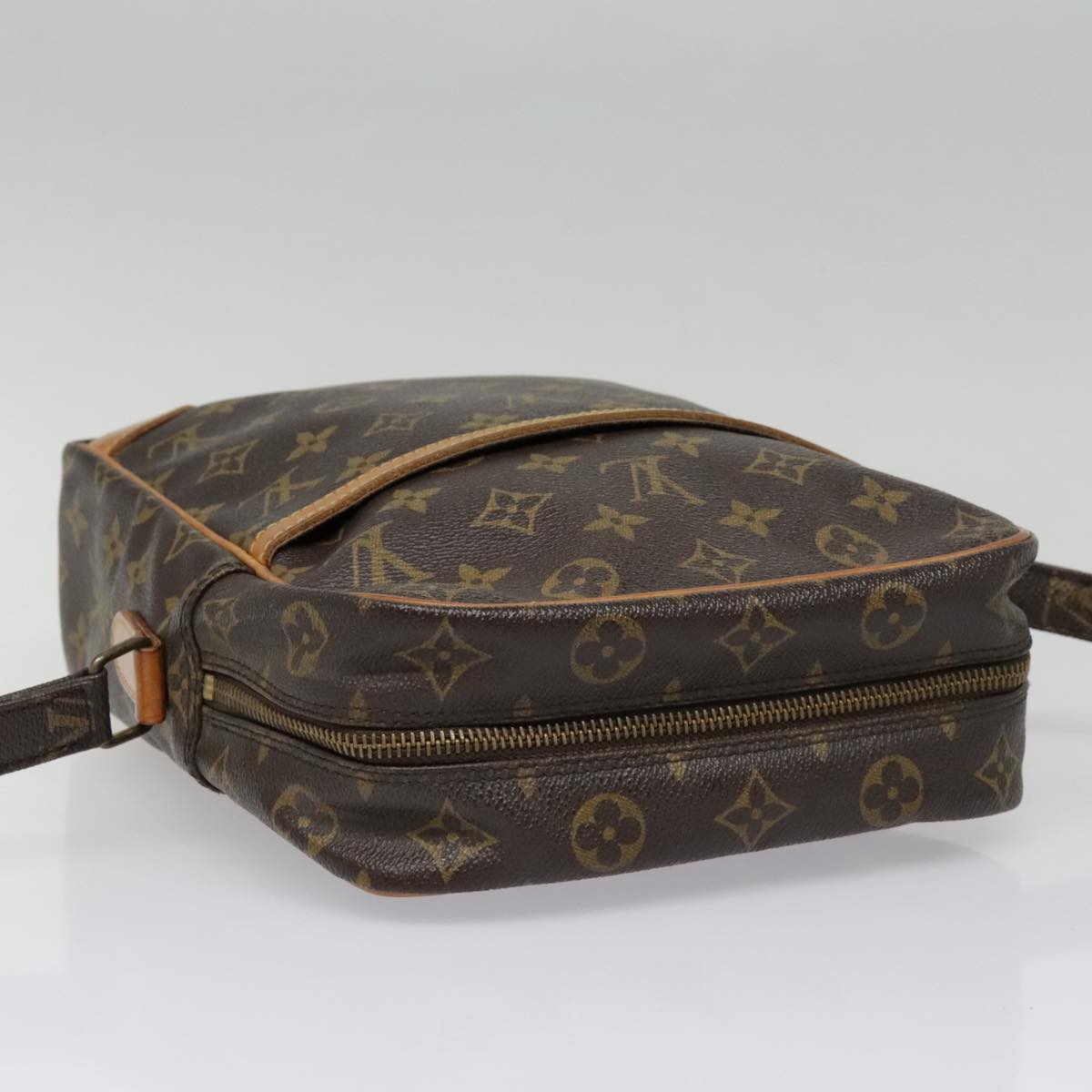 LOUIS VUITTON Monogram Danube MM Shoulder Bag M45264 LV Auth 94912