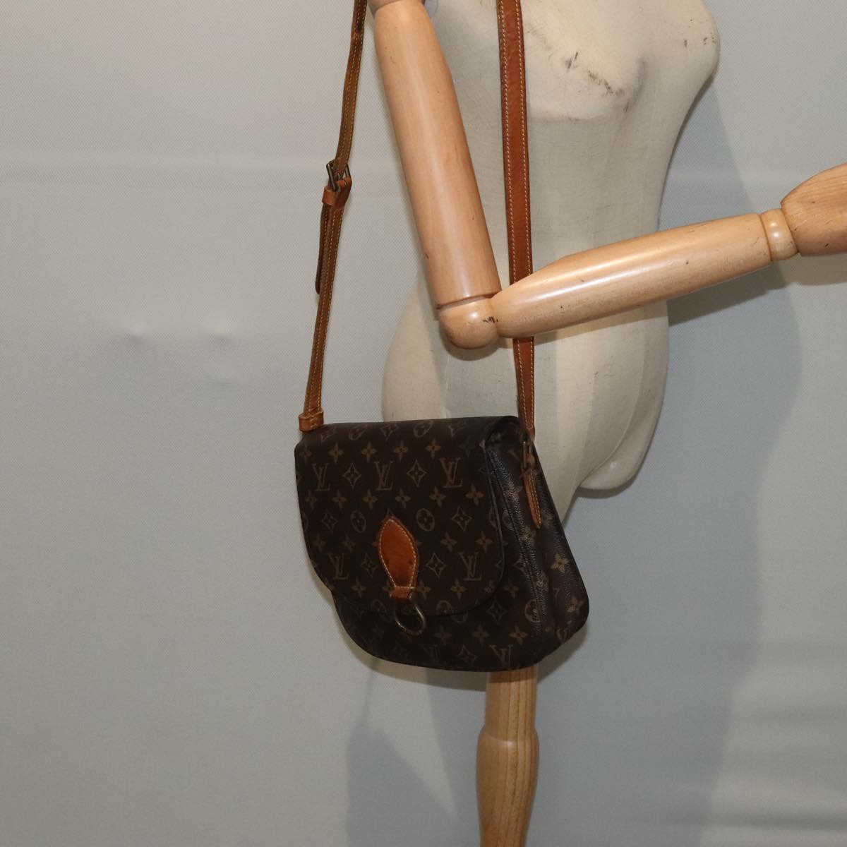 LOUIS VUITTON Monogram Saint Cloud GM Shoulder Bag M51242 LV Auth 94924