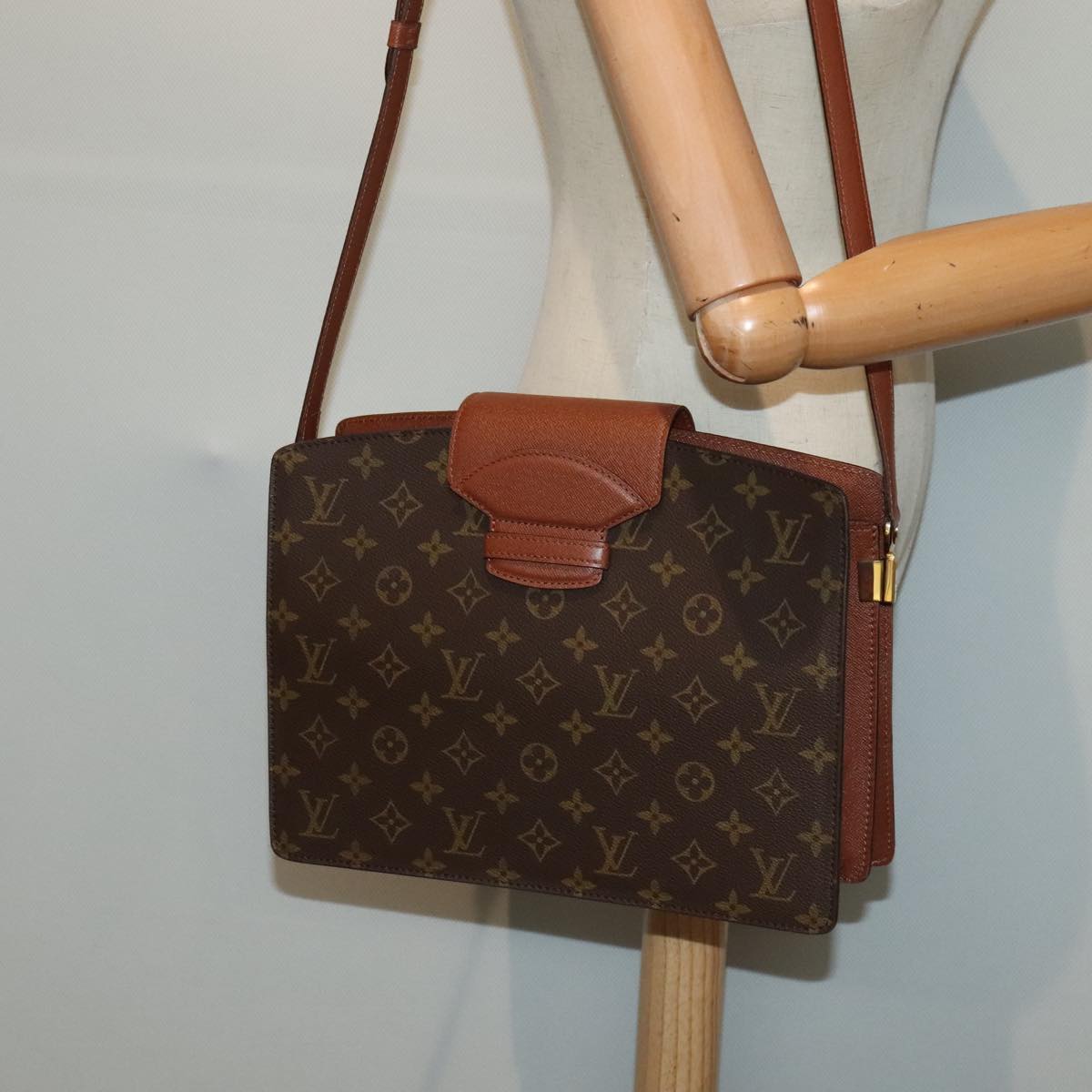 LOUIS VUITTON Monogram Kurcell Shoulder Bag M51375 LV Auth 94930