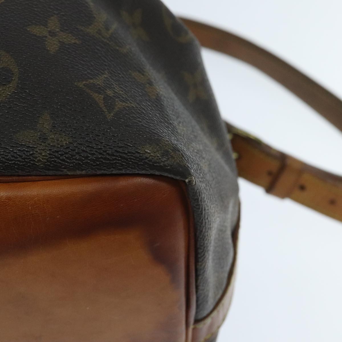 LOUIS VUITTON Monogram Petit Noe Shoulder Bag M42226 LV Auth 94951