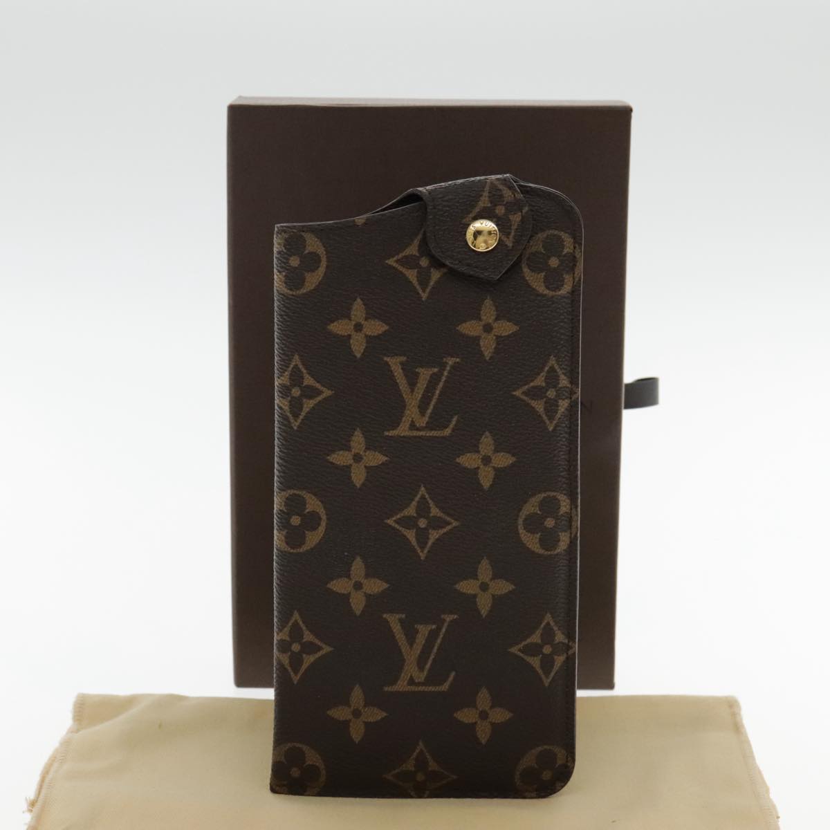 LOUIS VUITTON Monogram Etui Lunette MM Glasses Case M66544 LV Auth 94970