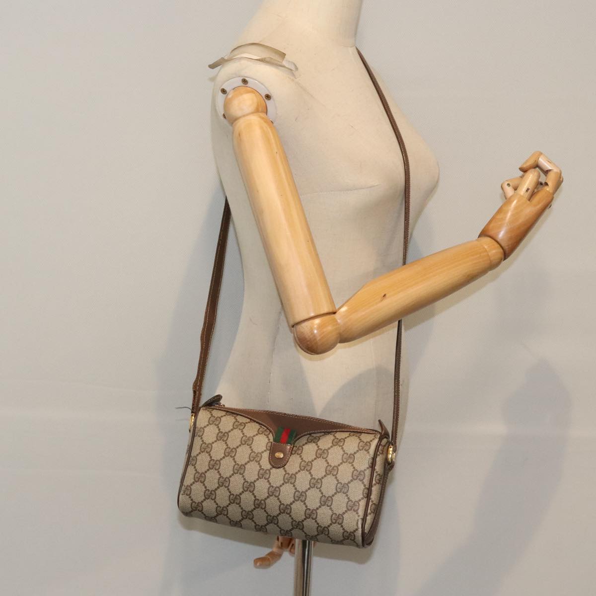 GUCCI GG Supreme Web Sherry Line Shoulder Bag PVC Beige 89 02 018 Auth 94976