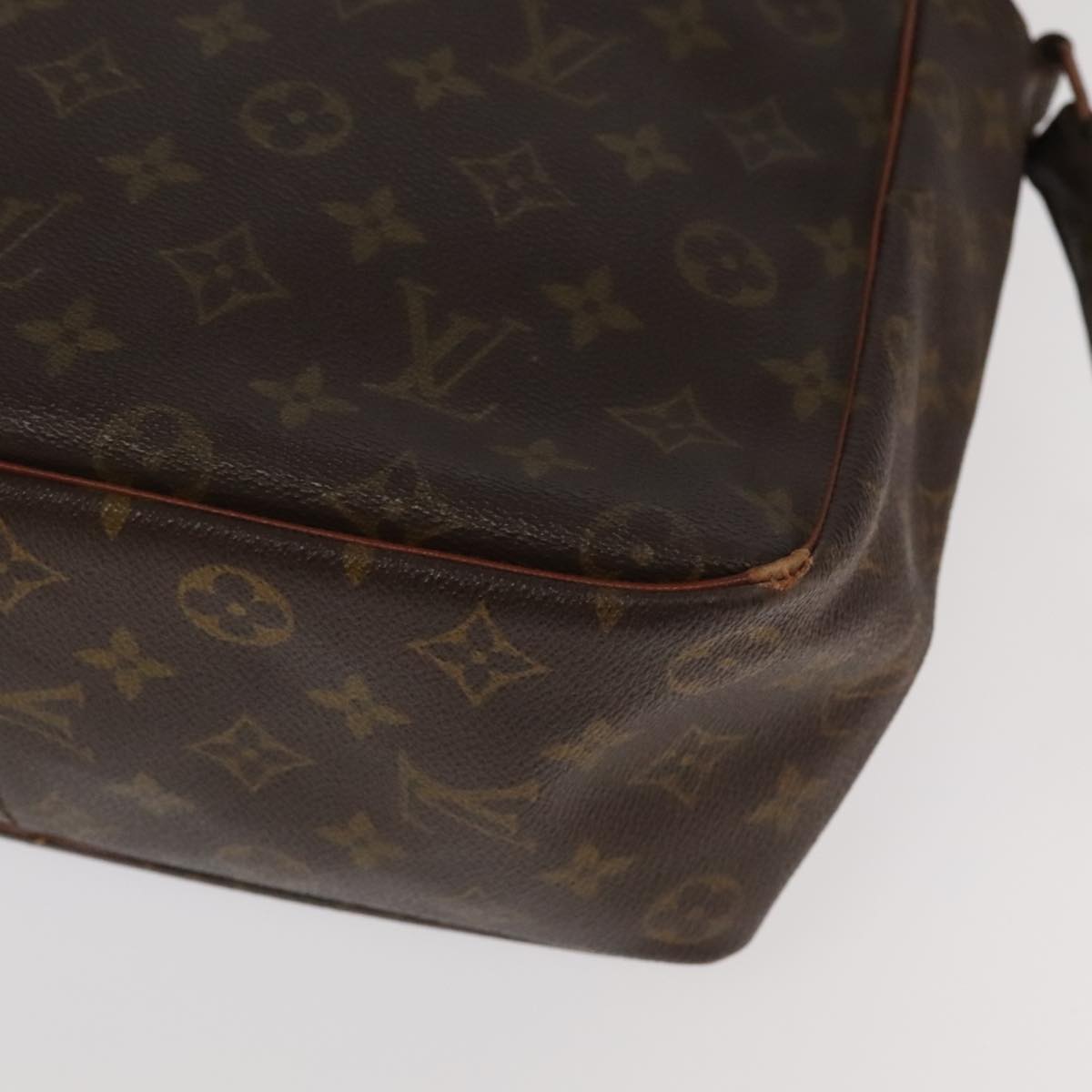 LOUIS VUITTON Monogram Marceau Shoulder Bag No.70 LV Auth 95102