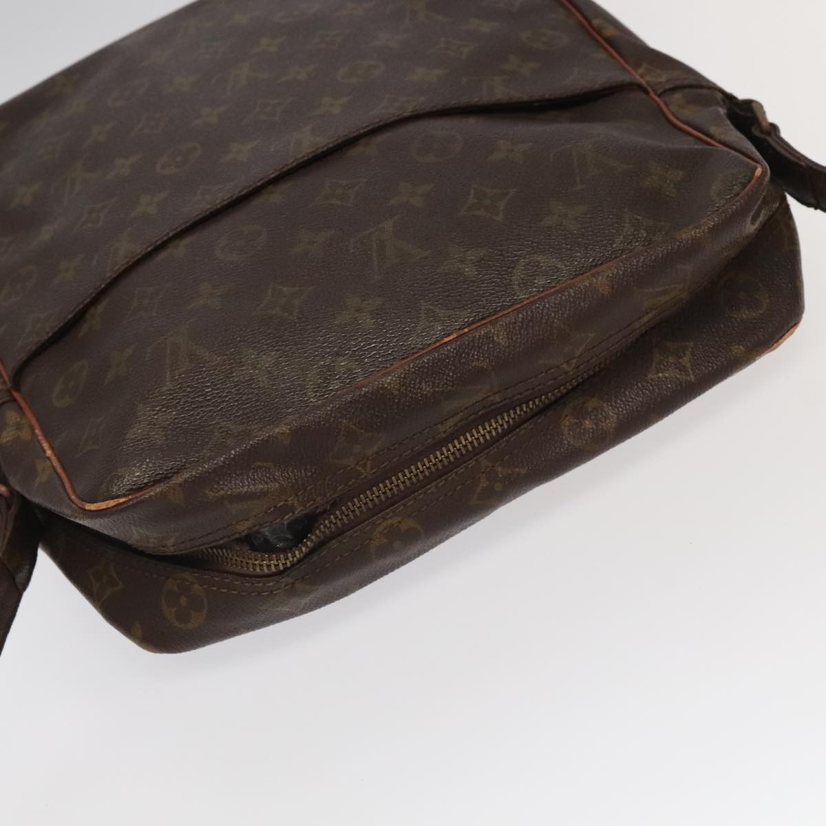 LOUIS VUITTON Monogram Marceau Shoulder Bag No.70 LV Auth 95102