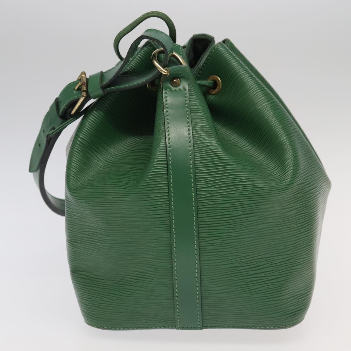 LOUIS VUITTON Epi Petit Noe Shoulder Bag Green M44102 LV Auth 95122