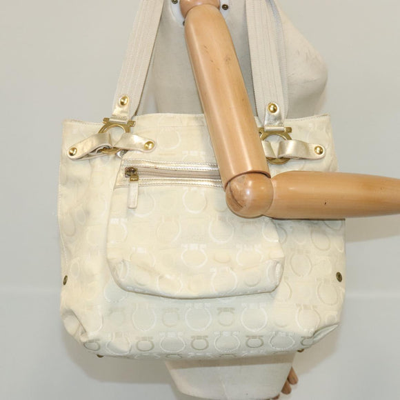 Salvatore Ferragamo Gancini Handtasche Canvas Beige Gold Auth 95165