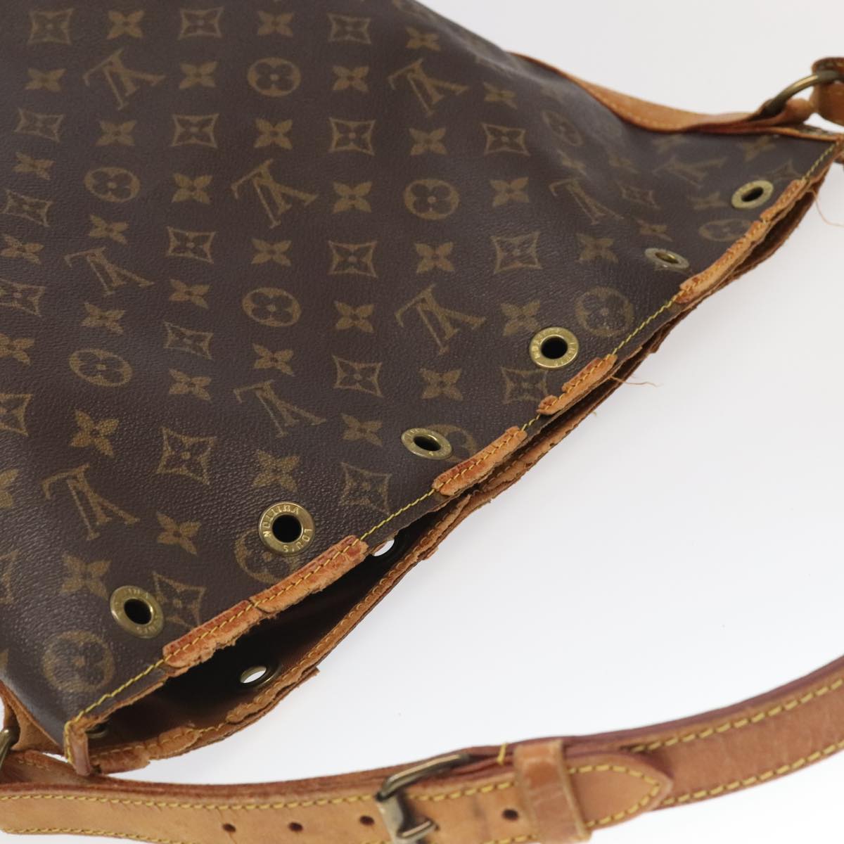 LOUIS VUITTON Monogram Noe Shoulder Bag M42224 LV Auth 95201