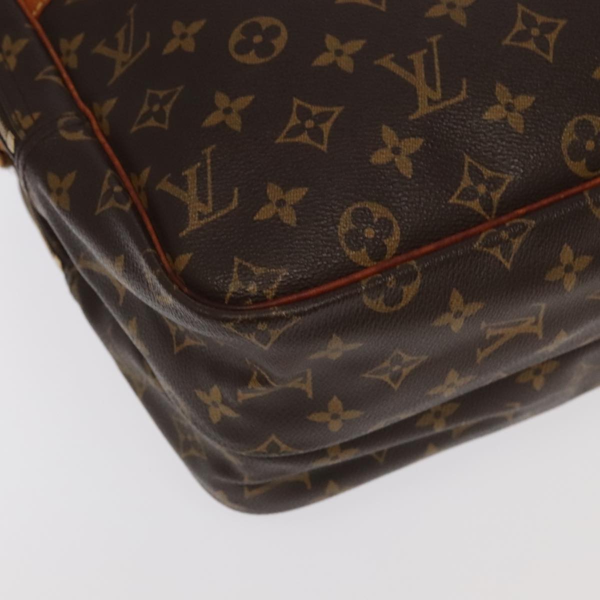 LOUIS VUITTON Monogram Reporter GM Shoulder Bag M45252 LV Auth 95216