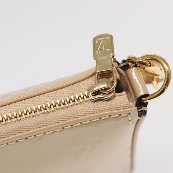 LOUIS VUITTON Monogram Vernis Pochette Accessoires Pouch Beige M90072 Auth 95242