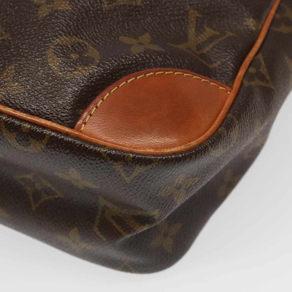 LOUIS VUITTON Monogram Danube MM Shoulder Bag M45264 LV Auth 95275