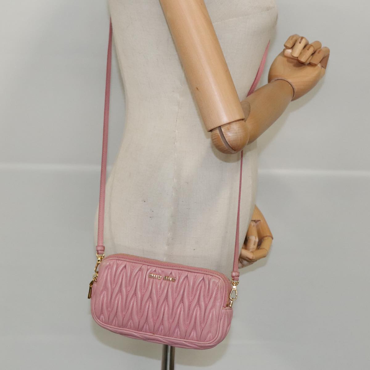 Miu Miu Matelasse Shoulder Bag Leather Pink Gold Auth 95340