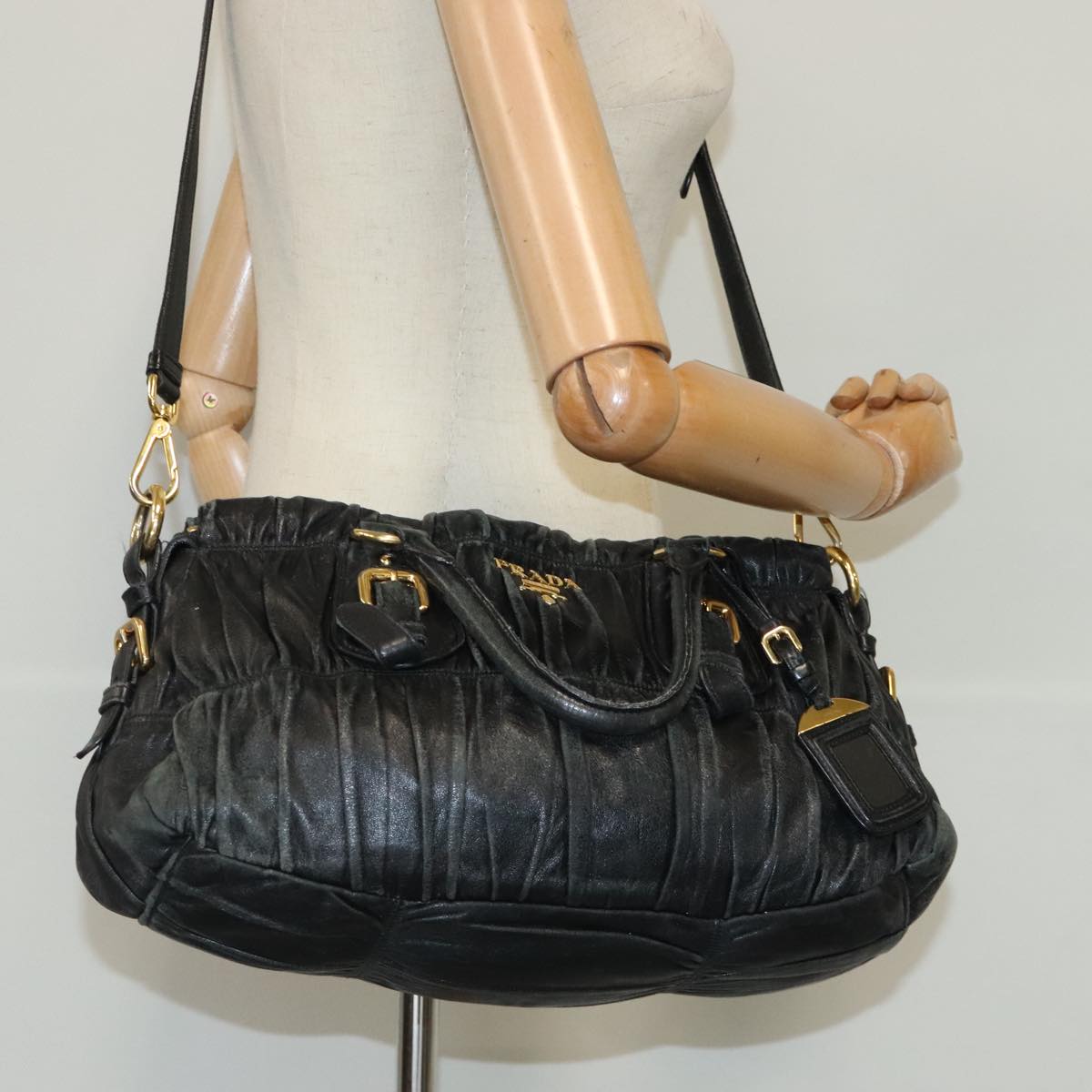 PRADA Hand Bag Leather 2way Black Gold Auth 95354