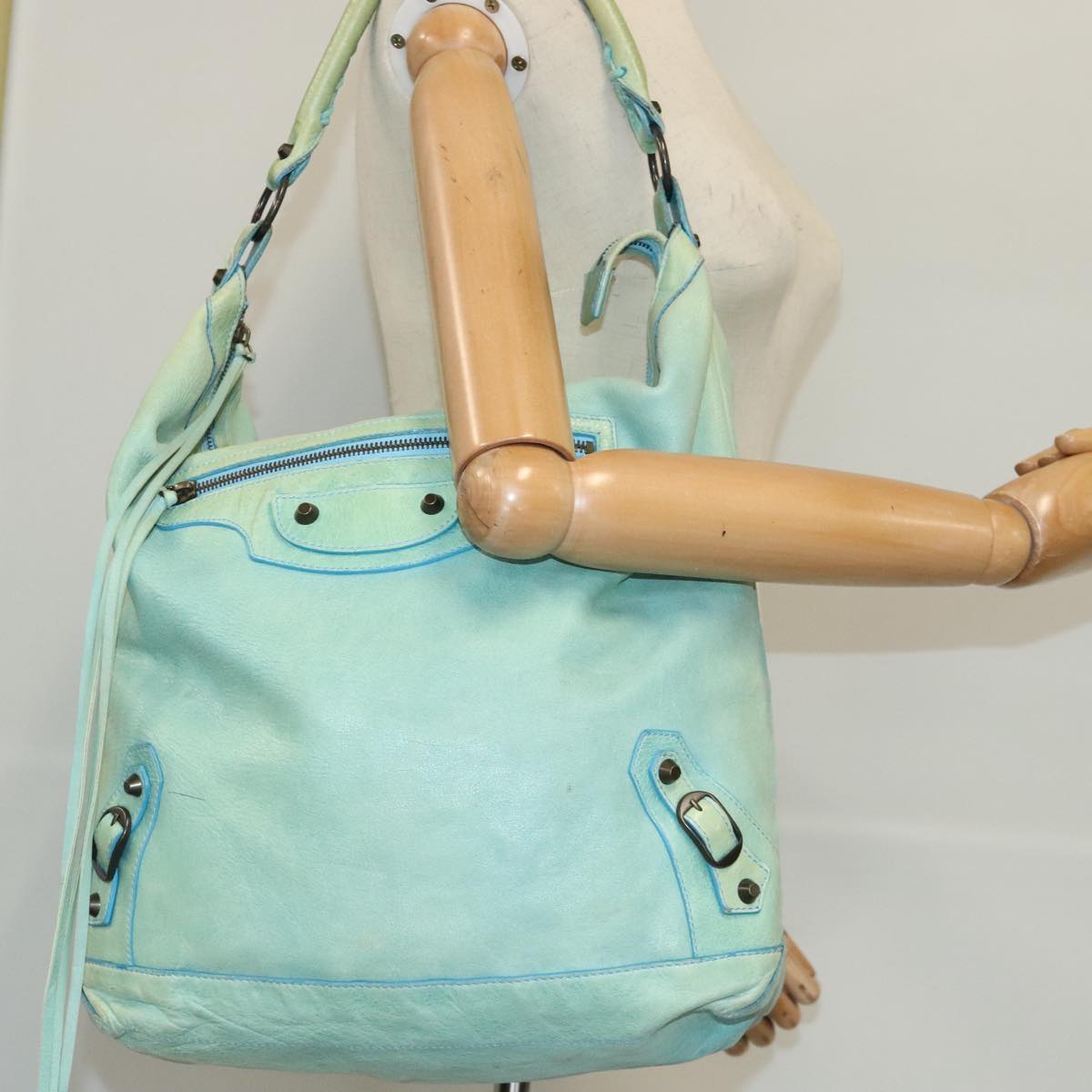 BALENCIAGA The Day Shoulder Bag Leather Light Green 140442 Auth 95358