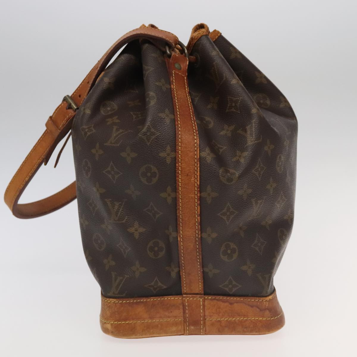 LOUIS VUITTON Monogram Noe Shoulder Bag M42224 LV Auth 95403