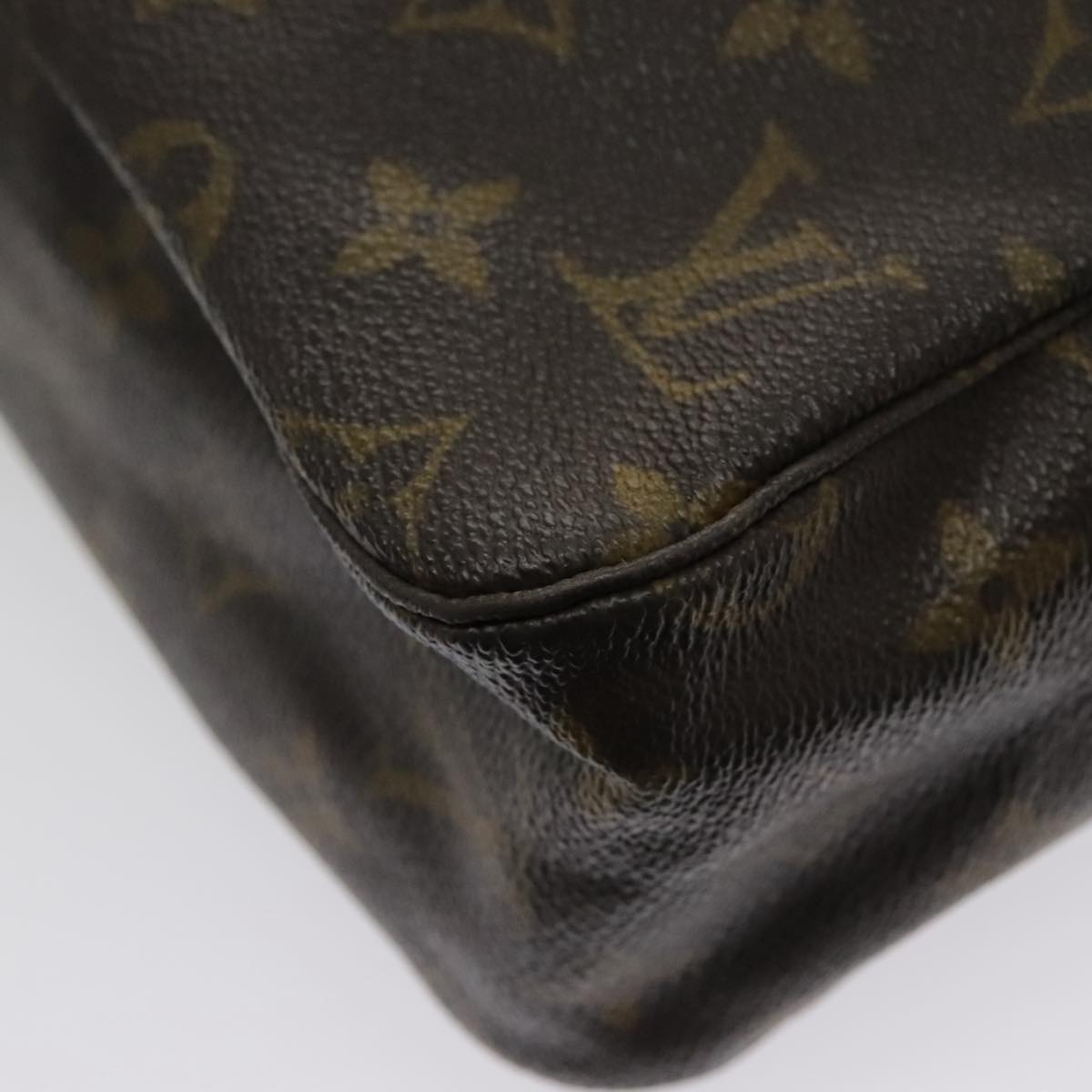 LOUIS VUITTON Monogram Trousse Toilette 28 Clutch Bag M47522 LV Auth 95409