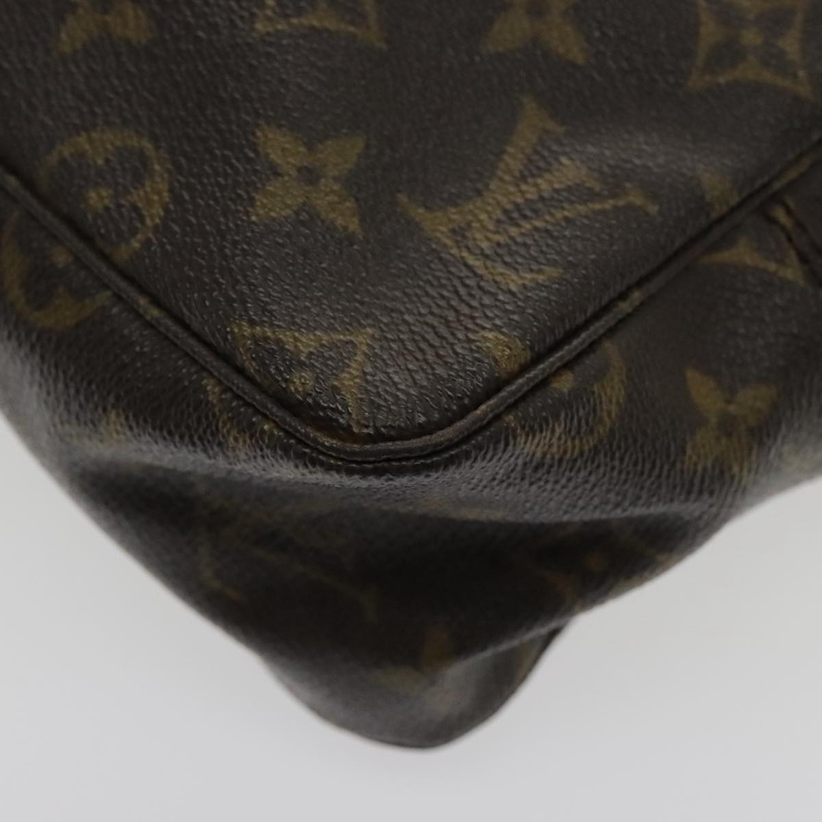 LOUIS VUITTON Monogram Trousse Toilette 28 Clutch Bag M47522 LV Auth 95409