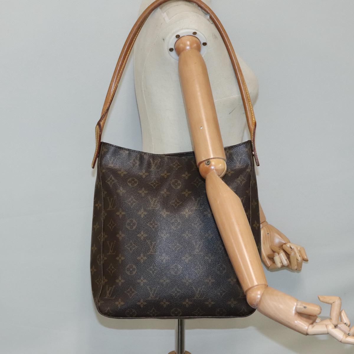 LOUIS VUITTON Monogram Looping GM Shoulder Bag M51145 LV Auth 95464