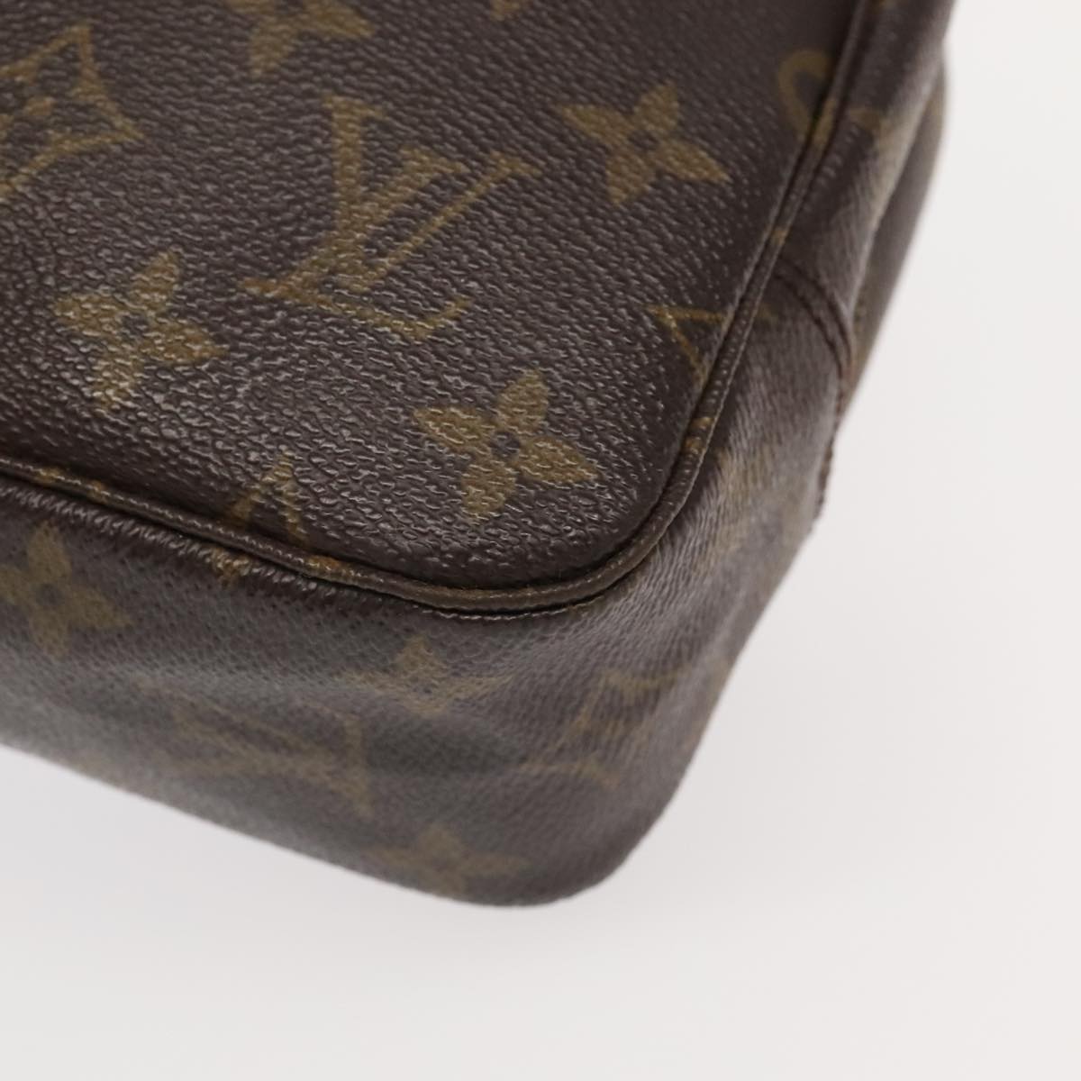 LOUIS VUITTON Monogram Trousse Toilette 23 Clutch Bag M47524 LV Auth 95604