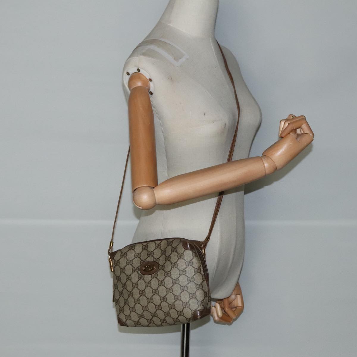 GUCCI GG Supreme Shoulder Bag PVC Beige Gold 007 104 4916 Auth 95636