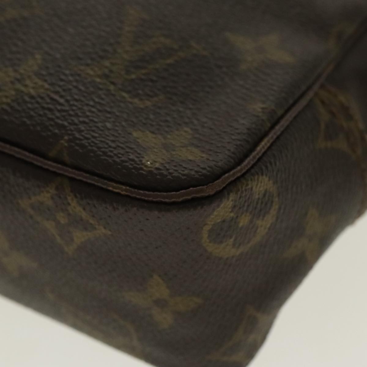 LOUIS VUITTON Monogram Trousse Toilette 23 Clutch Bag M47524 LV Auth 95673