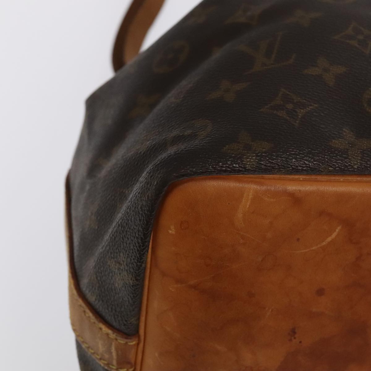 LOUIS VUITTON Monogram Petit Noe Shoulder Bag M42226 LV Auth 95681