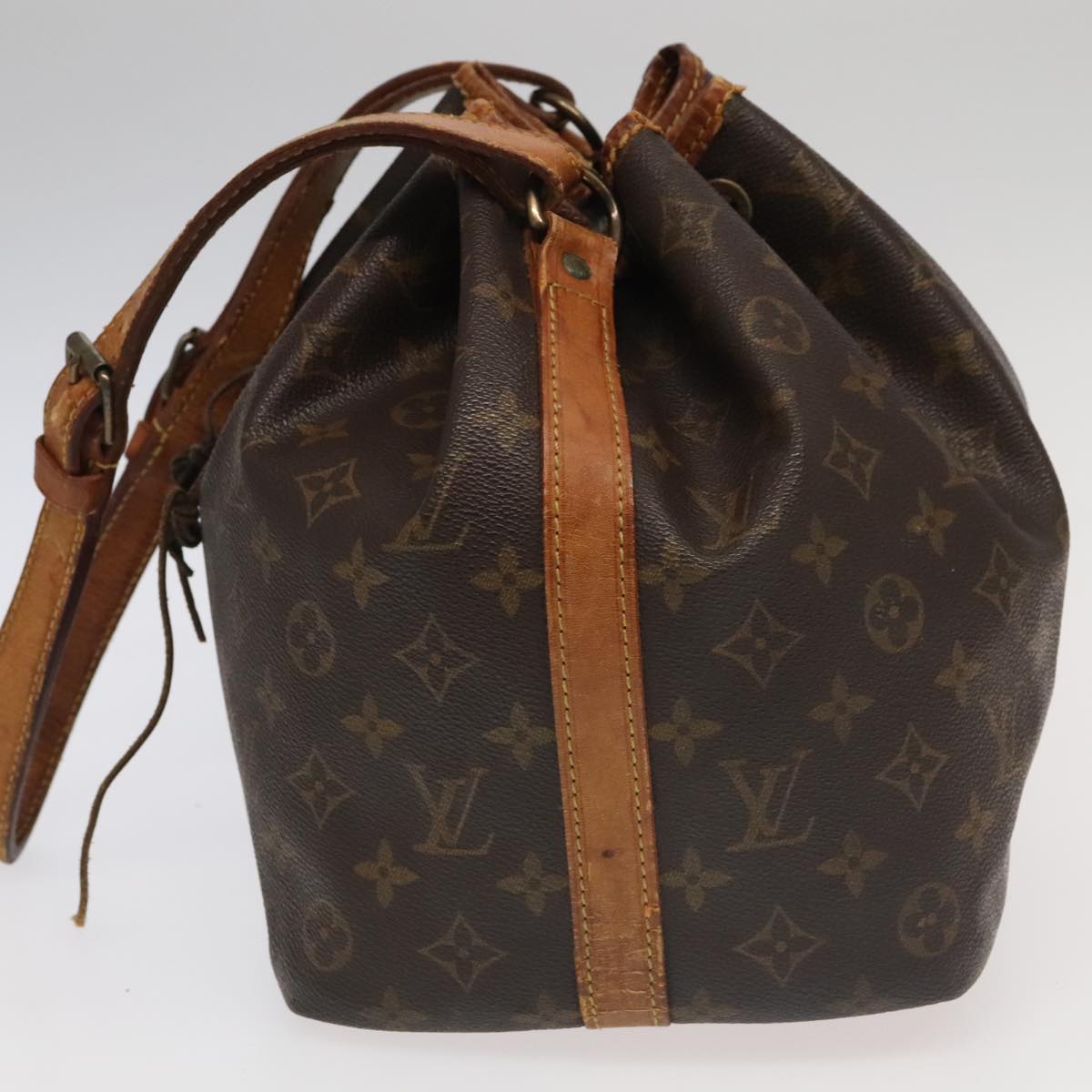 LOUIS VUITTON Monogram Petit Noe Shoulder Bag M42226 LV Auth 95681