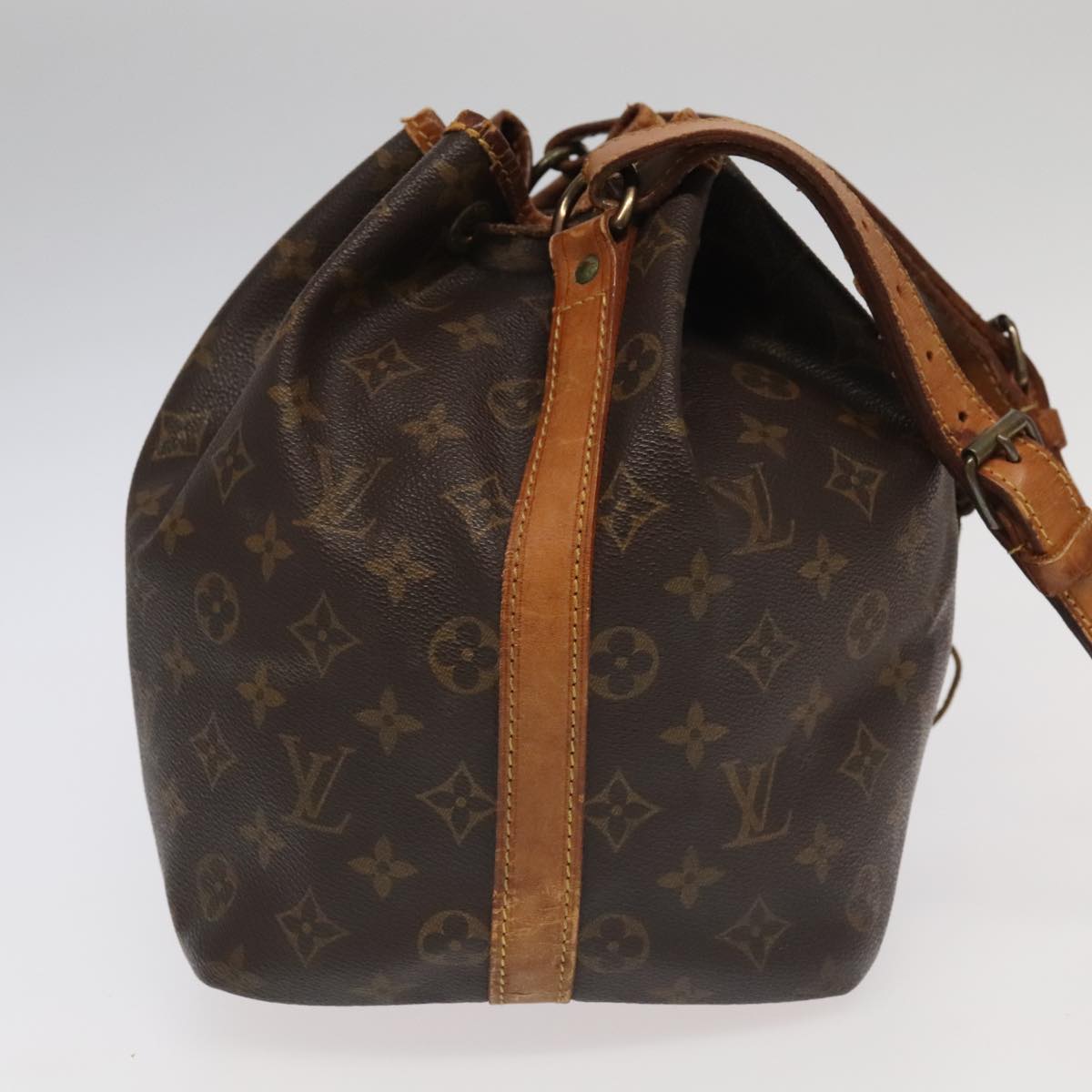 LOUIS VUITTON Monogram Petit Noe Shoulder Bag M42226 LV Auth 95681