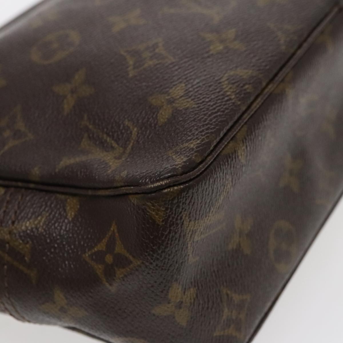 LOUIS VUITTON Monogram Trousse Toilette 28 Clutch Bag M47522 LV Auth 95707