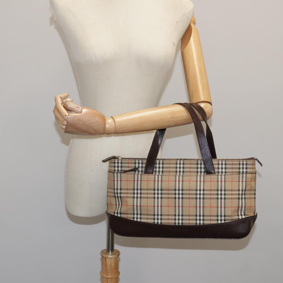 BURBERRY Nova Check Hand Bag Canvas Beige Gold Auth 95708