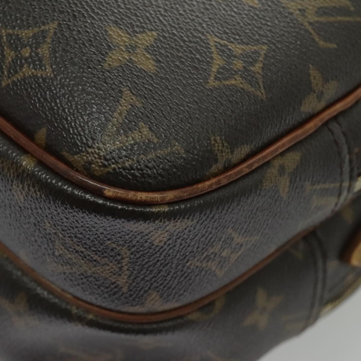 LOUIS VUITTON Monogram Reporter PM Shoulder Bag M45254 LV Auth 95709