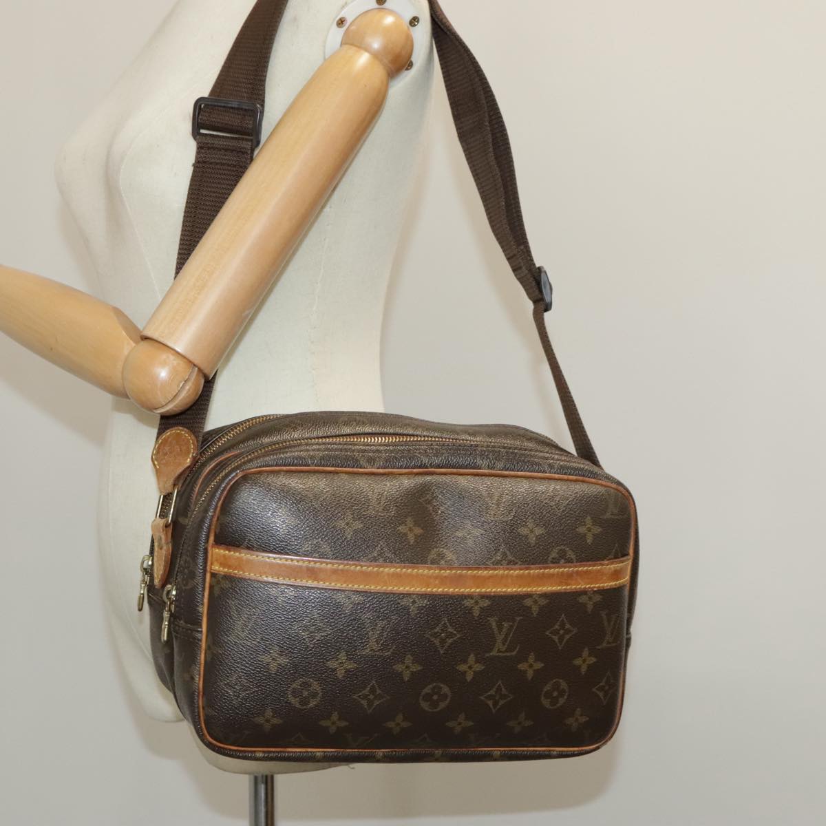 LOUIS VUITTON Monogram Reporter PM Shoulder Bag M45254 LV Auth 95758