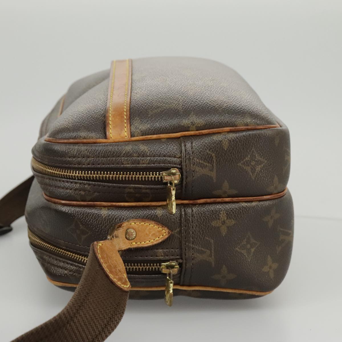 LOUIS VUITTON Monogram Reporter PM Shoulder Bag M45254 LV Auth 95758