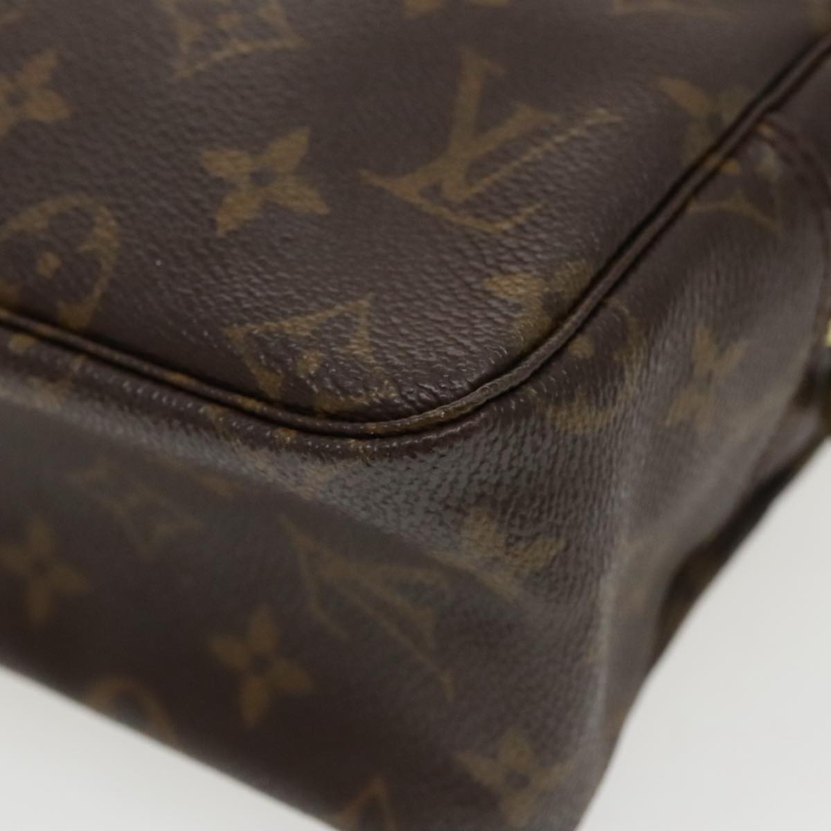 LOUIS VUITTON Monogram Trousse Toilette 28 Clutch Bag M47522 LV Auth 95761